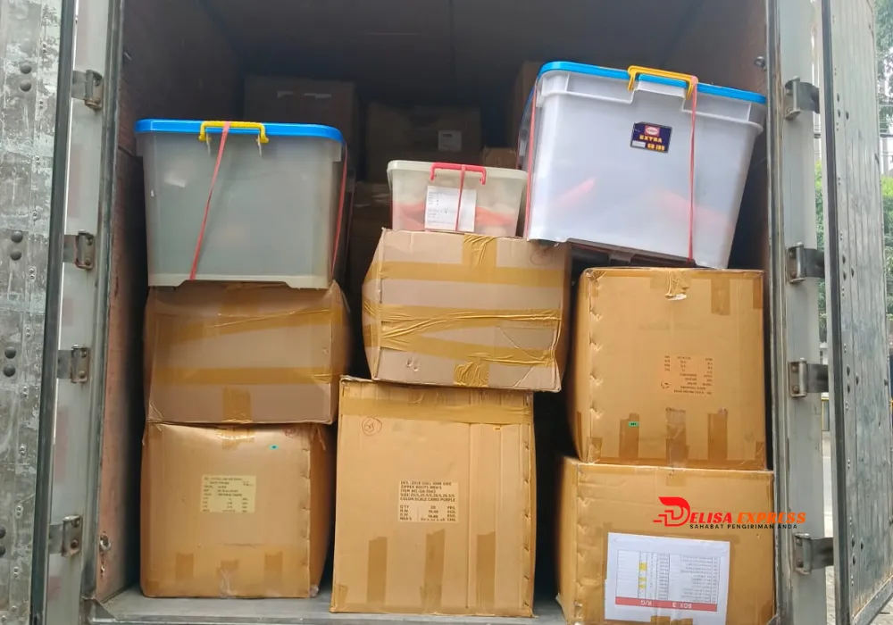 Layanan Pengiriman Barang Engkel Box Murah